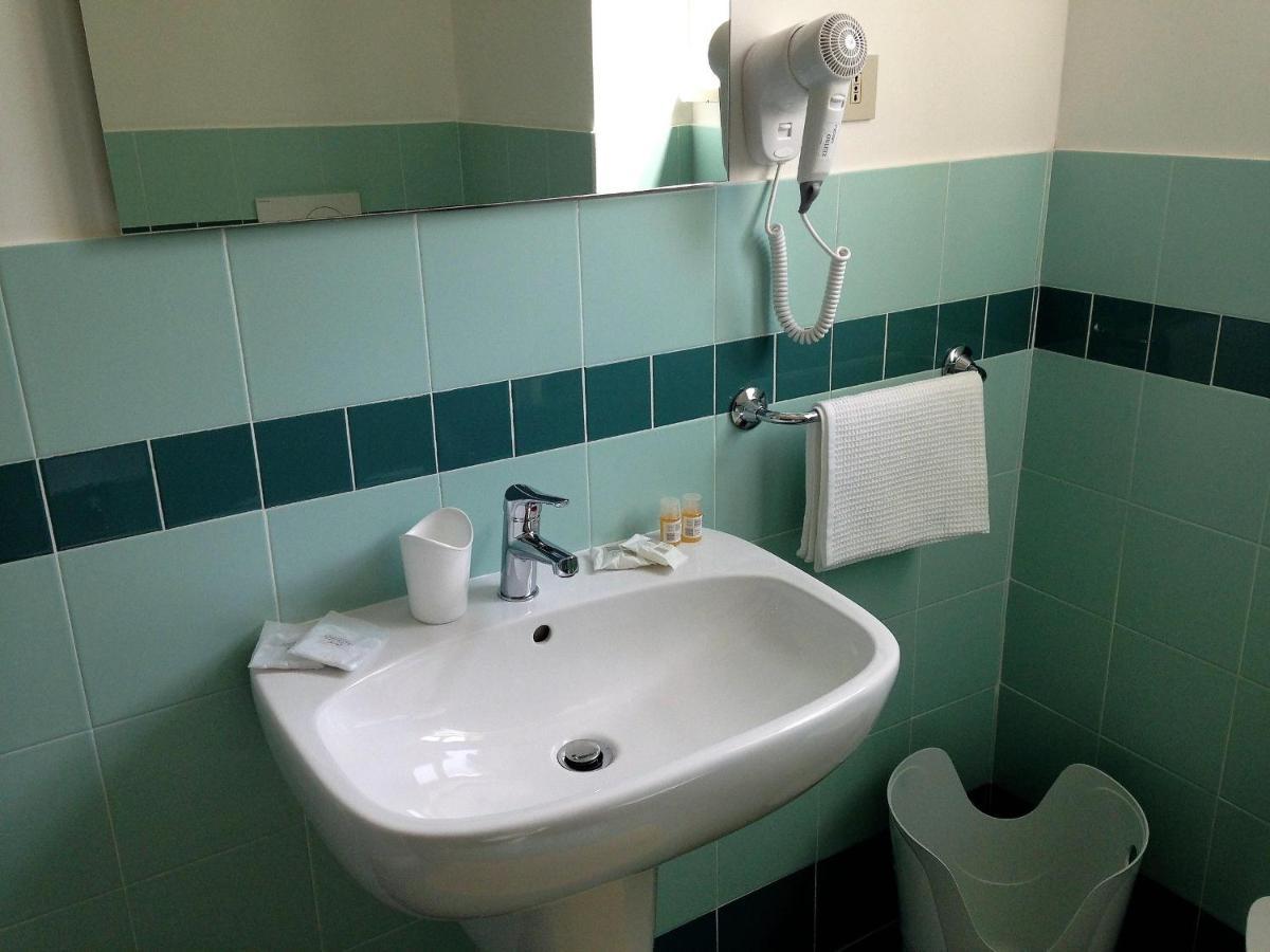 Hotel Anna Terracina Ngoại thất bức ảnh
