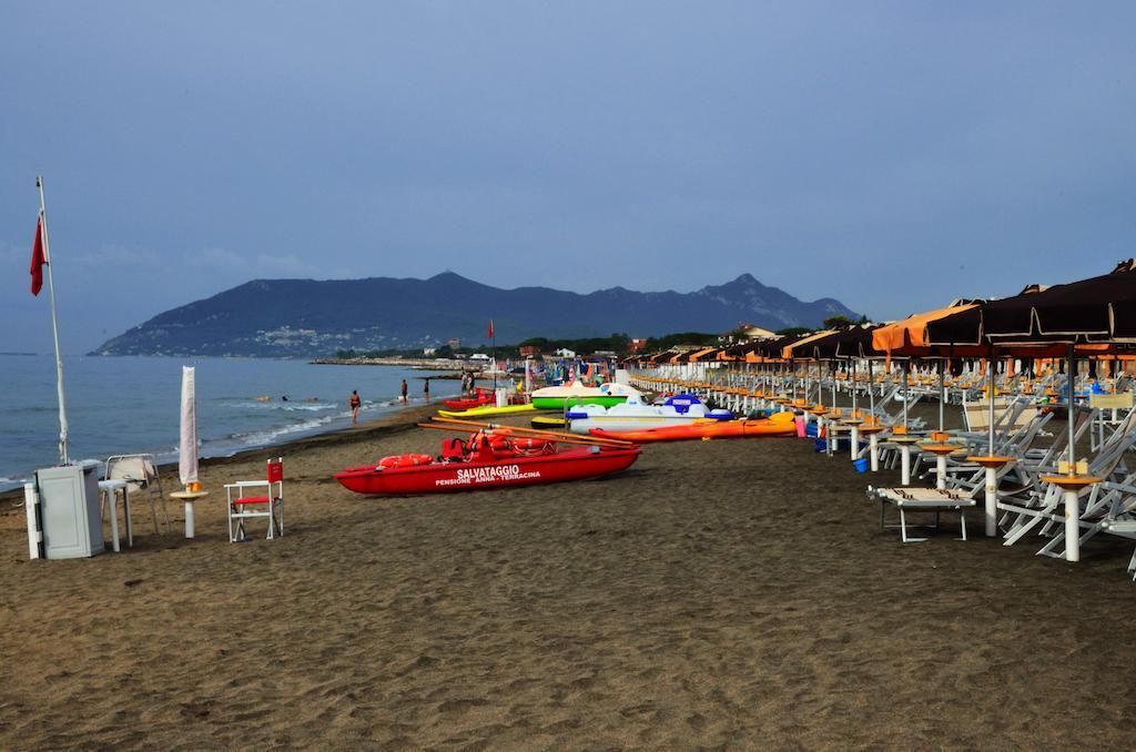 Hotel Anna Terracina Ngoại thất bức ảnh