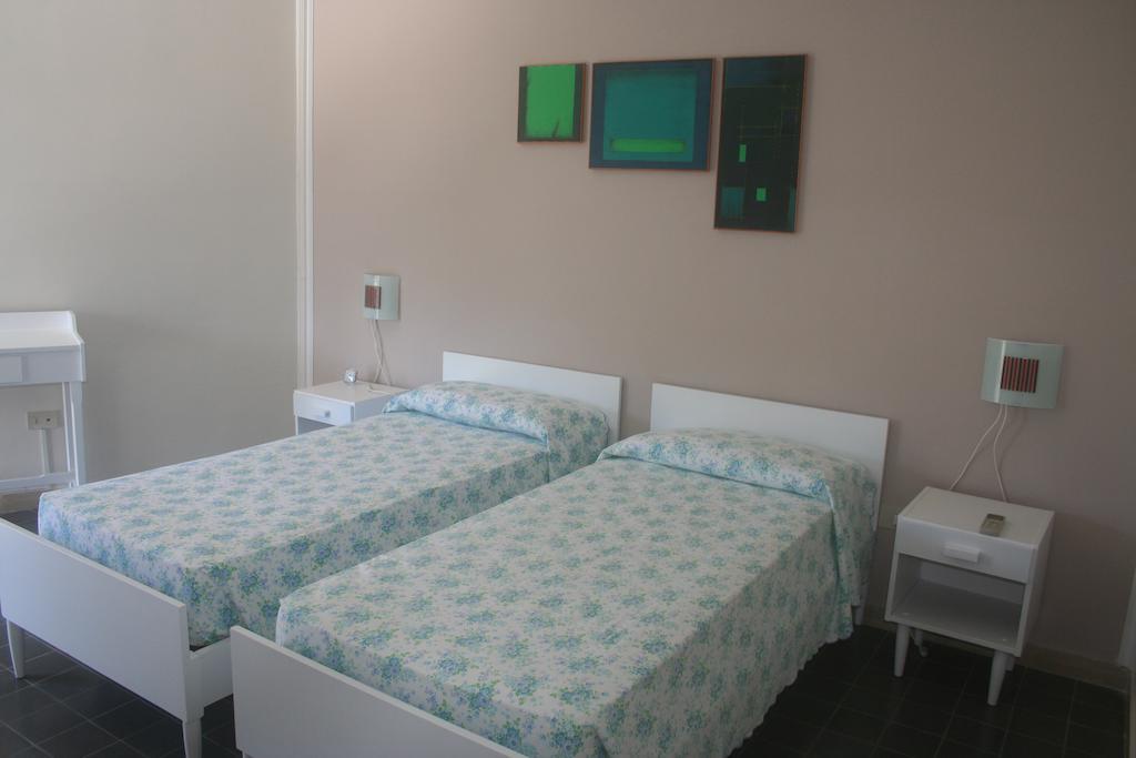 Hotel Anna Terracina Phòng bức ảnh